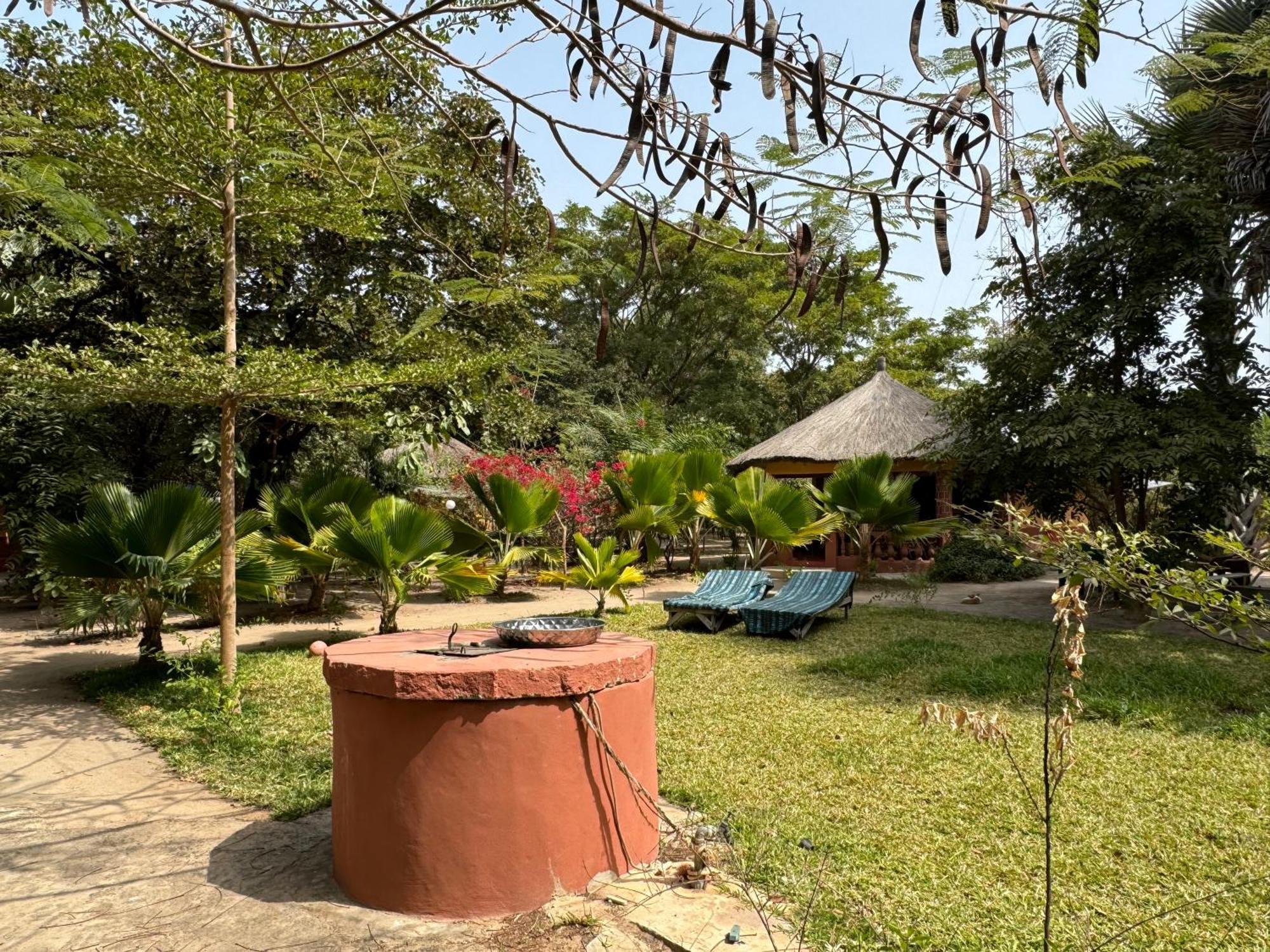 Little'S Nature Retreat Kartong Экстерьер фото